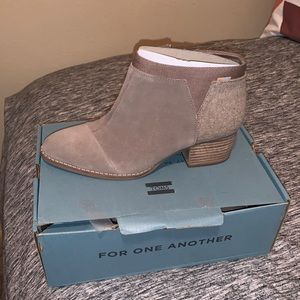 Tom’s ankle boots